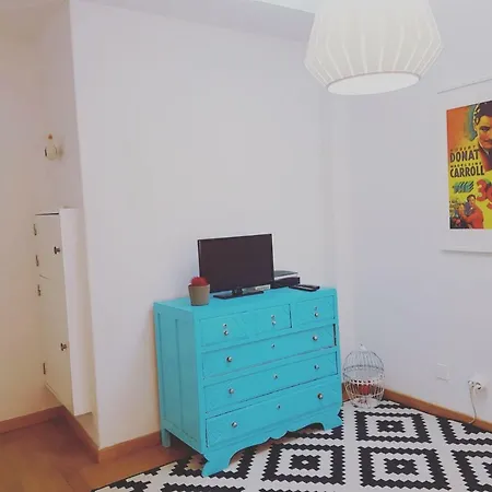 Eduardo Brasão · Colorful In Center Apartamento *